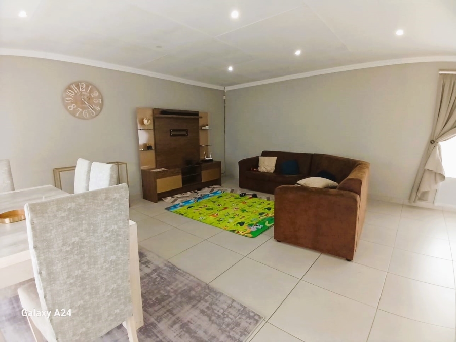 3 Bedroom Property for Sale in Haven Hills Eastern Cape